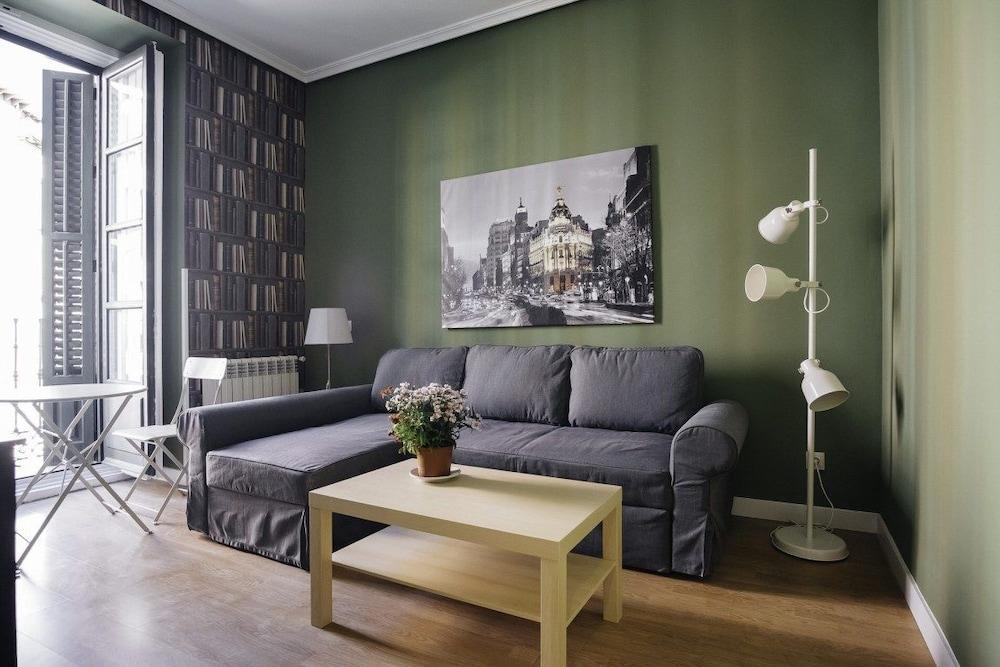 Habitat Apartments Latina Madrid Dış mekan fotoğraf