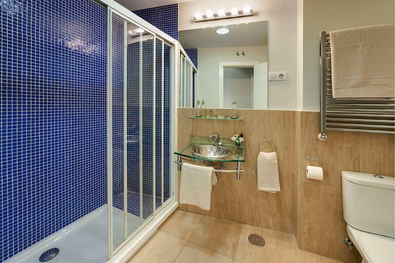Habitat Apartments Latina Madrid Dış mekan fotoğraf